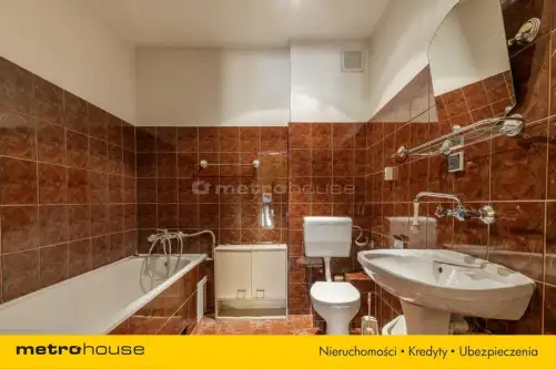 Łódź ,  Warneńska   5