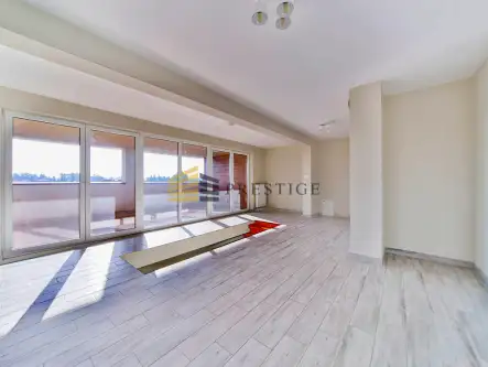 Warszawa ,  Wał Miedzeszyński   18