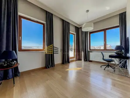 Warszawa ,  Al. Wilanowska   19