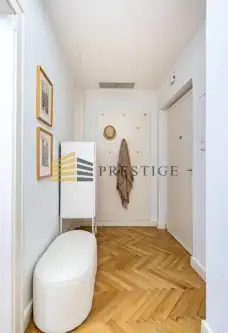 Warszawa ,  Wiejska   15