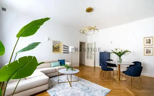 Warszawa ,  Wiejska   3