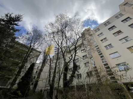 Warszawa ,  Wspólna   13