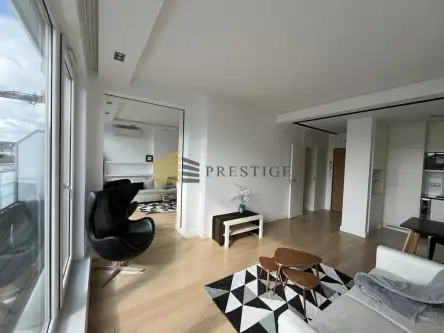 Warszawa ,  Wspólna   4