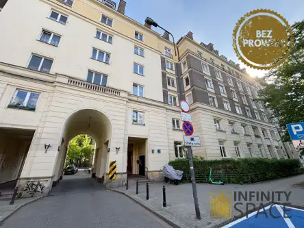 Warszawa ,  Aleja Wyzwolenia   11