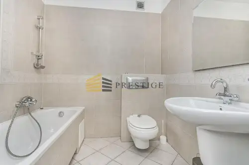 Warszawa ,  Nowoursynowska   13