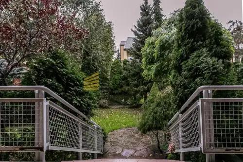 Warszawa ,  Nowoursynowska   16