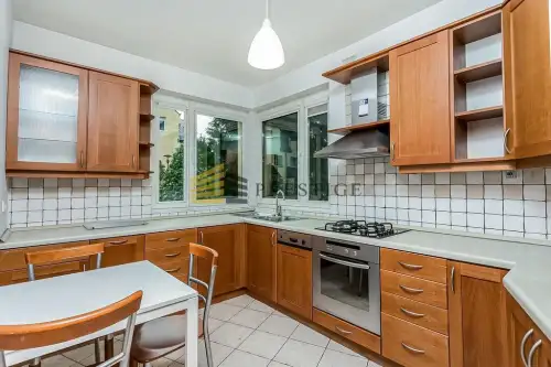 Warszawa ,  Nowoursynowska   6