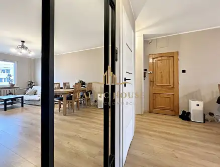 Gdynia ,  Romanowskiego   3