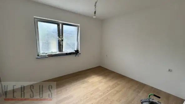 łoś ,  6 Września   18