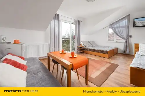 Jastrzębia Góra ,  Piastowska   3