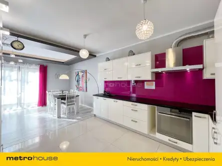 Kołobrzeg ,  1 Maja   23