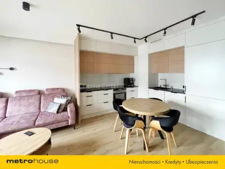 Szczecin ,  Lewandowskiego   10