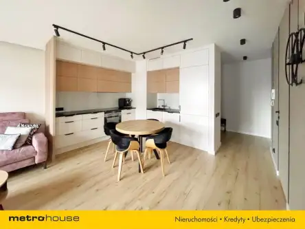 Szczecin ,  Lewandowskiego   11