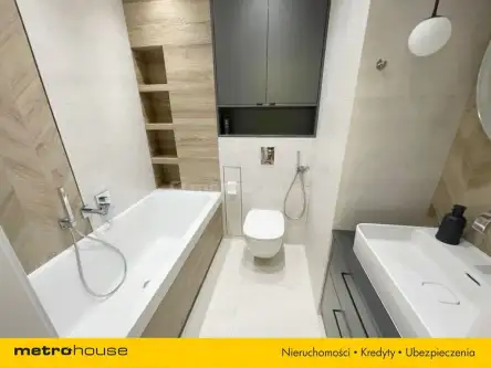 Szczecin ,  Lewandowskiego   16