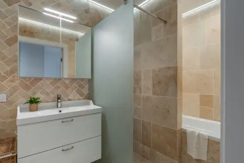 Gdańsk ,  Niepołomicka   12