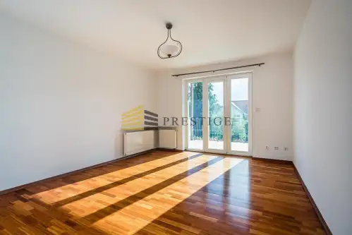 Warszawa ,  Biedronki   13