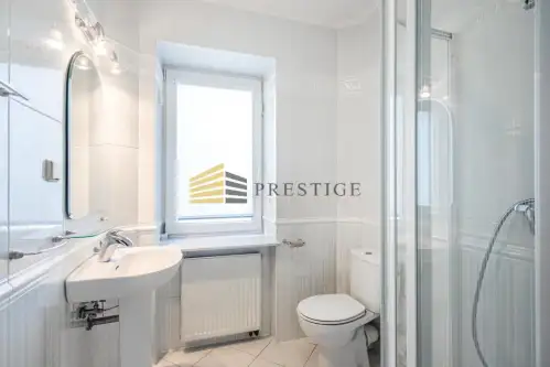 Warszawa ,  Biedronki   18