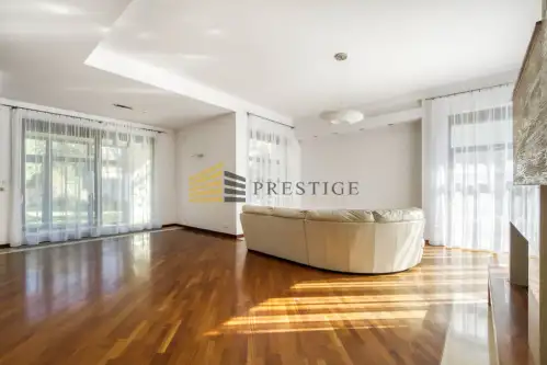 Bielawa ,  Warszawska   8