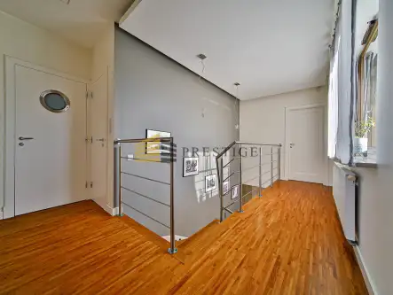 Bielawa ,  Warszawska   15