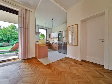 Bielawa ,  Warszawska   4