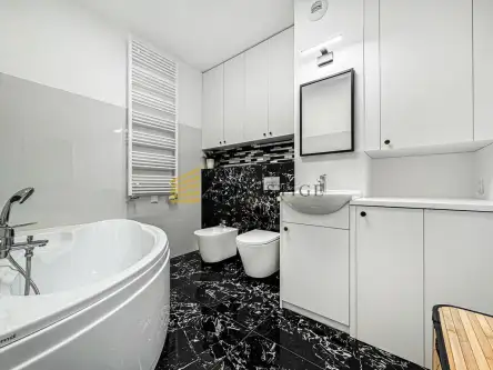 Warszawa ,  Lizbońska   11