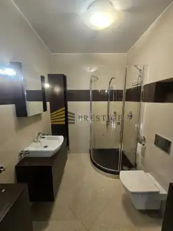 Warszawa ,  Gwiaździsta   5