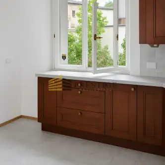 Warszawa ,  Irlandzka   7