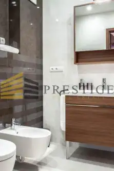 Warszawa ,  Wronia   13