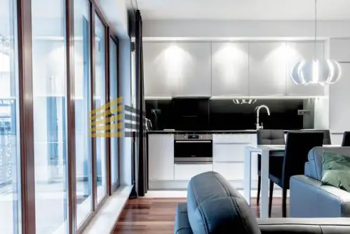 Warszawa ,  Wronia   6