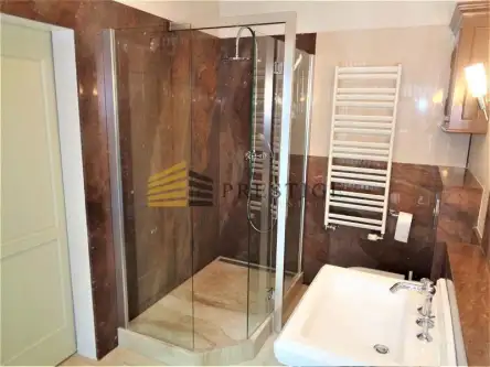 Warszawa ,  Al. Wilanowska   8