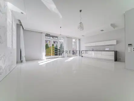 Warszawa ,  Al. Wilanowska   4