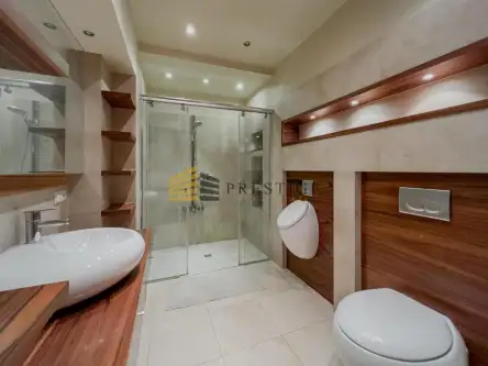 Warszawa ,  Jana Pawła Woronicza   9