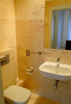 Warszawa ,  al. Wojska Polskiego   8