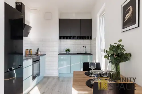 Warszawa ,  Mlądzka   8