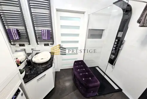 Warszawa ,  Postępu   16