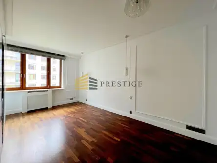 Warszawa ,  Leona Kruczkowskiego   10