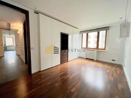 Warszawa ,  Leona Kruczkowskiego   6