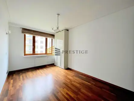 Warszawa ,  Leona Kruczkowskiego   9