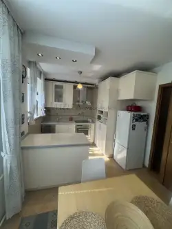 Warszawa ,  Dębicka   16