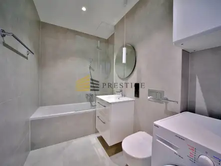 Warszawa ,  Prosta   9