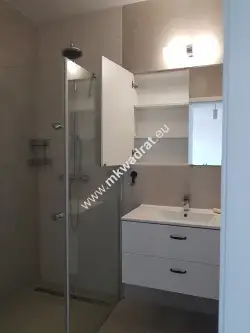 Pruszków ,  Komorowska   18