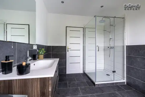 Trzebień ,  Bolesławiecka   6