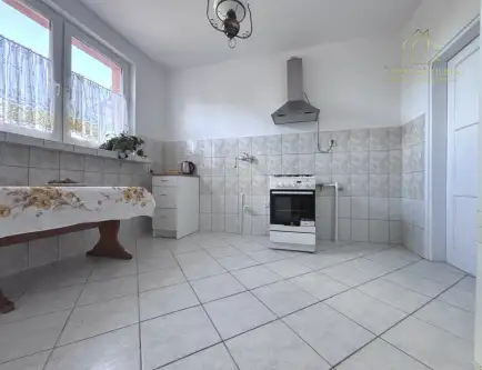 Rumia ,  Spółdzielcza   4