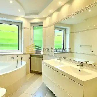 Warszawa ,  Janczarów   9