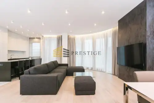 Warszawa ,  Leona Kruczkowskiego   4