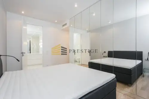 Warszawa ,  Leona Kruczkowskiego   8