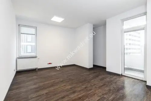 Warszawa ,  Żelazna   2