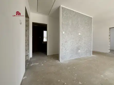 Różyny ,  Młyńska   10