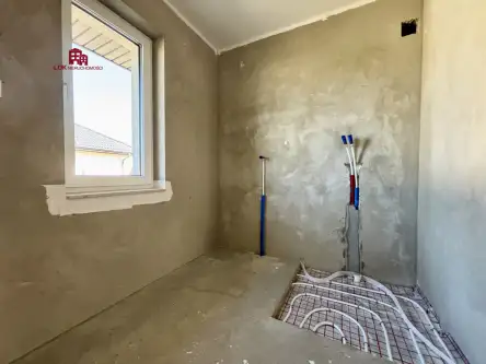 Różyny ,  Młyńska   14