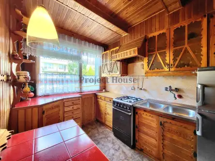 Łódź ,  Fiodora Dostojewskiego 8   5